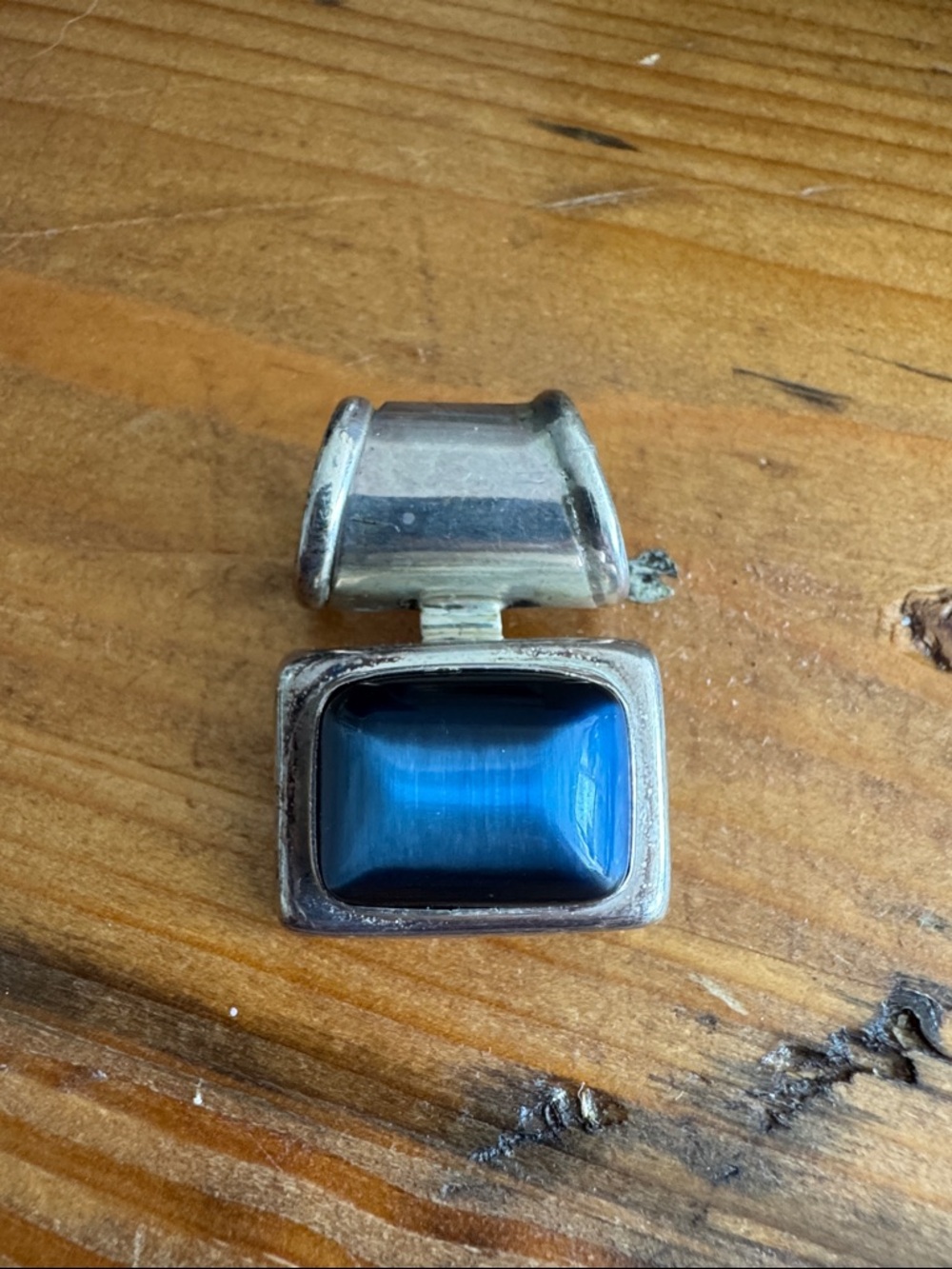 Sterling Silver Rectangular necklace pendant with Mexico Hallmark